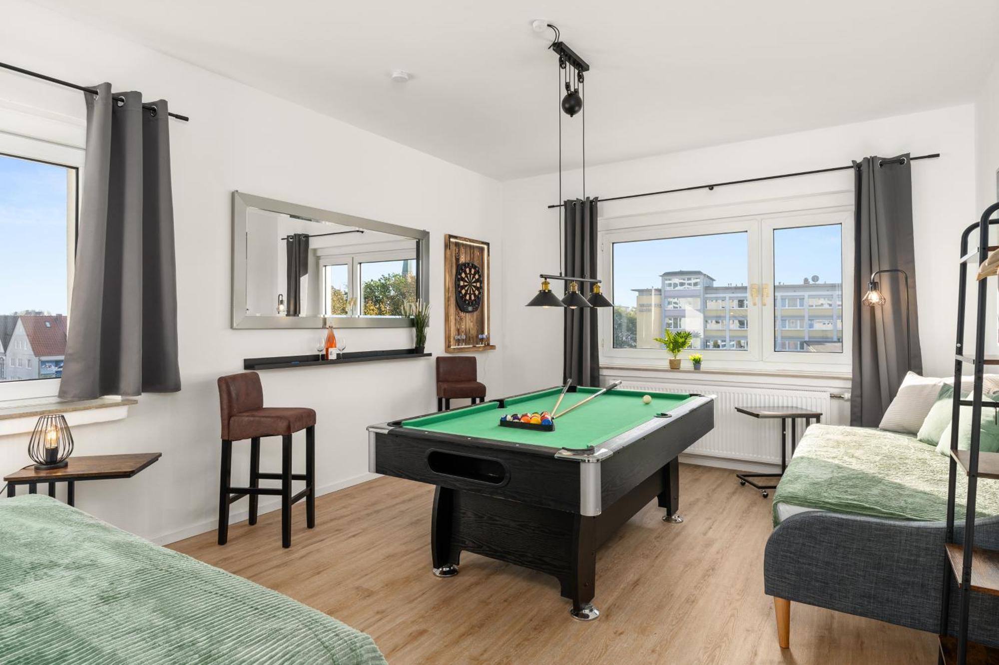 Homely-Apartment Manhattanart, Zentral, Parkplatz, Billard,Ps4, Dart, Balkon Bielefeld Exterior foto