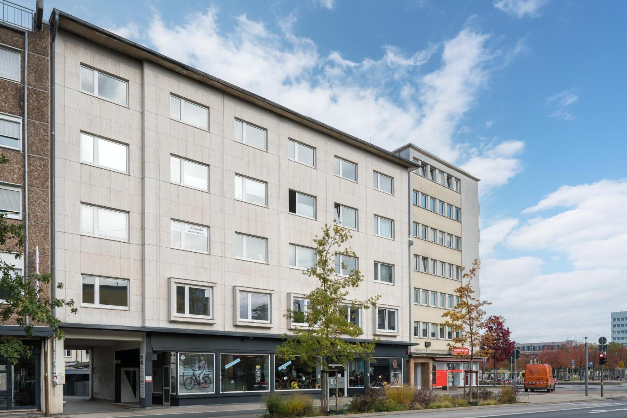 Homely-Apartment Manhattanart, Zentral, Parkplatz, Billard,Ps4, Dart, Balkon Bielefeld Exterior foto